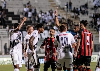 Vitória empata com a Ponte Preta na Série B