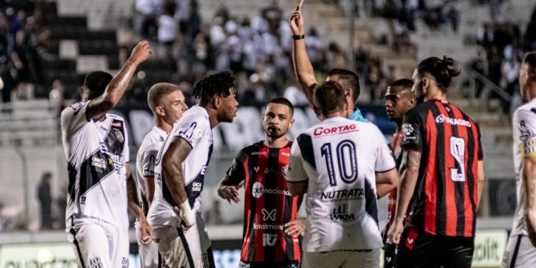 Vitória empata com a Ponte Preta na Série B