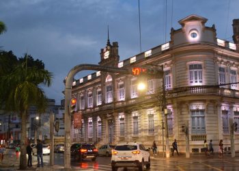 Modernas luminárias e monitoramento remoto alcançam mais de 90% da iluminação pública