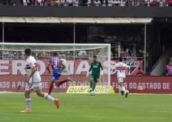 Marcos Felipe brilha e evita derrota do Bahia para o São Paulo