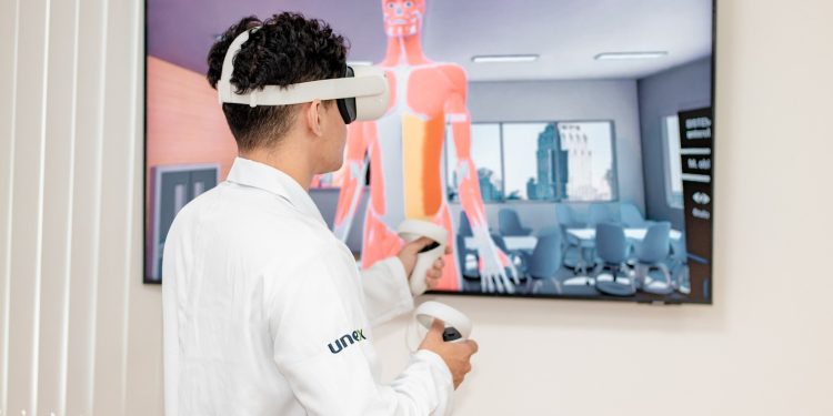 Unex oferece 74 vagas para Medicina em Itabuna e Feira de Santana