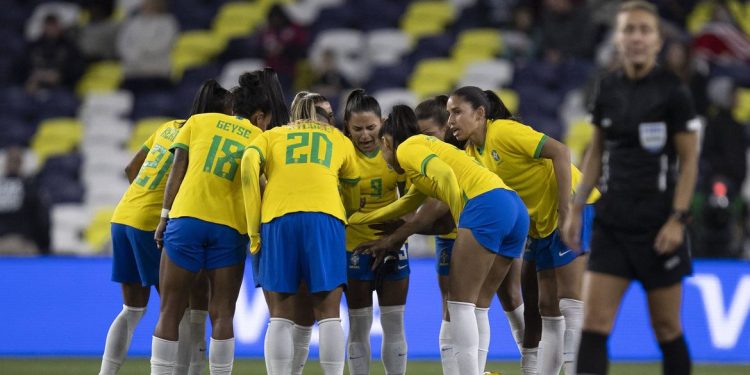 Governo decretará ponto facultativo em jogos da Seleção Feminina