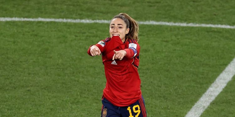 Espanha vence Inglaterra e é campeã da Copa do Mundo Feminina pela primeira vez