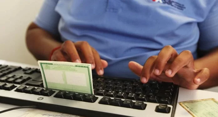 SAC Feira II realiza atendimento especial para RG neste sábado (5)