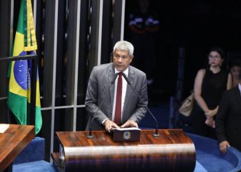 Governador participa da discussão sobre a Reforma Tributária no Senado