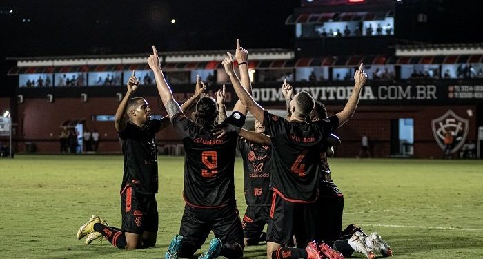 Vitória vence o Botafogo/SP e assume a liderança da Série B