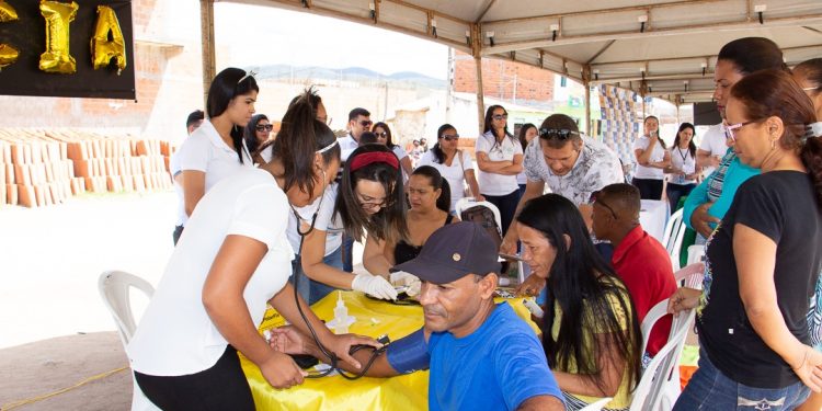 Unex promove Dia de Responsabilidade Social em Feira de Santana