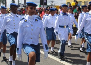 Estudantes de escolas municipais celebraram independência durante desfile de 7 de setembro