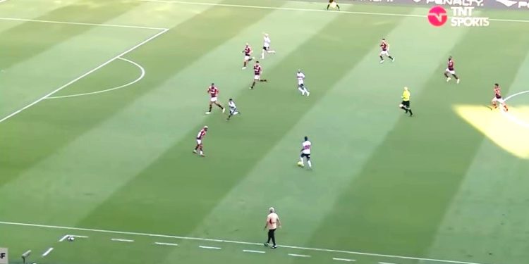 São Paulo vence Flamengo na partida de ida da final da Copa do Brasil