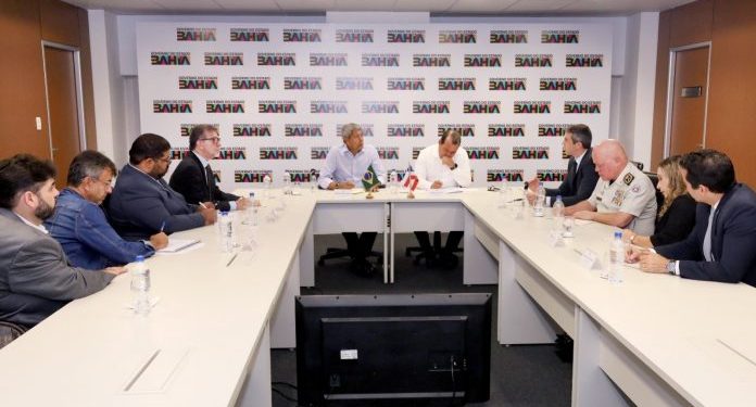 Governador reúne cúpula da Segurança Pública para avaliação e planejamento de ações