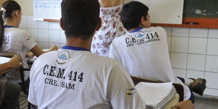 Instituições de ensino terão planos para promover saúde do trabalhador