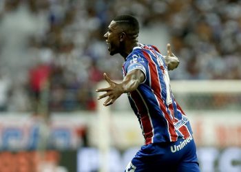 Bahia vence Fortaleza e alcança terceira vitória seguida no Brasileirão