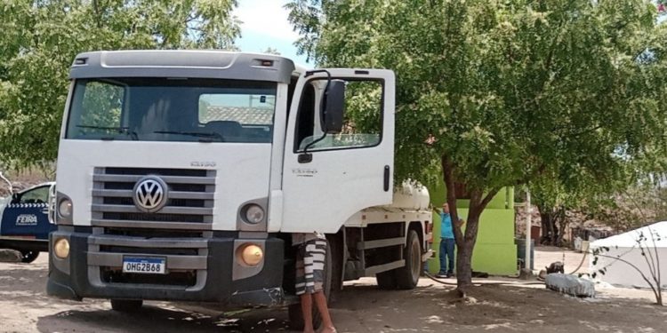 Secretaria de Agricultura publica edital para contratação de mais carros-pipa para zona rural
