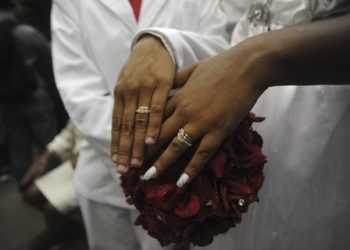 Casamento depois dos 70: separação total de bens é constitucional?