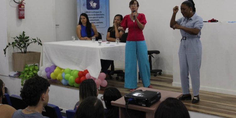 Programação no Centro Municipal Integrado de Educação Inclusiva marca Setembro Surdo