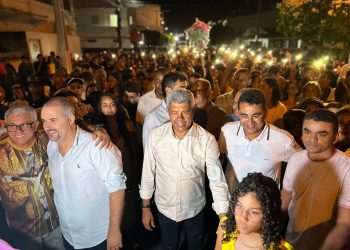Em Ribeira do Pombal, neste domingo, Jerônimo participa de festejos religiosos e culturais apoiados pelo Estado