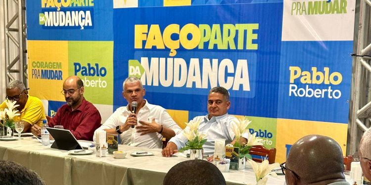 Pablo Roberto oficializa pré-candidatura em Feira e enfatiza necessidade de renovação