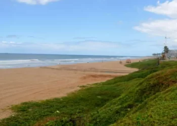 Feirense morre afogado em praia de Salvador