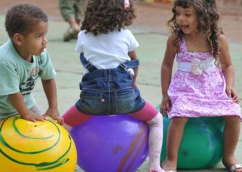 Apesar de lei, direito de brincar não é plenamente garantido no país