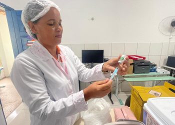 Secretaria de Educação promove vacinação de estudantes nas escolas municipais