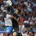 Bahia leva gol nos acréscimos, perde para o São Paulo e segue no Z-4