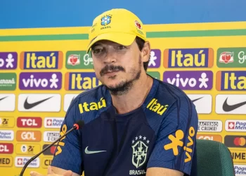 Eliminatórias: Diniz diz esperar dificuldades diante da Colômbia