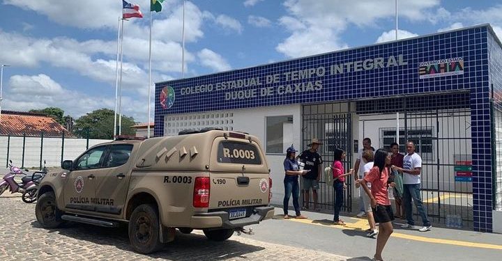 Polícia Militar garante segurança no primeiro dia de prova do Exame Nacional do Ensino Médio (ENEM) 2023