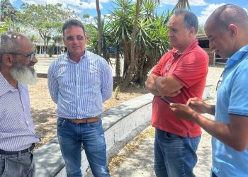 Secretário de Agricultura inspeciona feiras livres e entrepostos para planejar melhorias