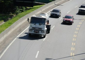 Motoristas das categorias C, D ou E têm até 28 de dezembro para realizar exame toxicológico