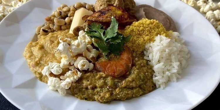 Caruru é eleito como uma das piores comidas do mundo por guia gastronômico