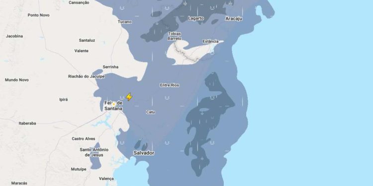 Inmet divulga alerta de perigo para chuvas intensas em cidades baianas; temporais atingem estado