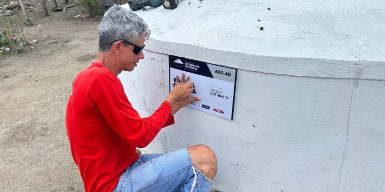 Prefeitura reforma cisternas para abastecimento de água na zona rural de Feira de Santana