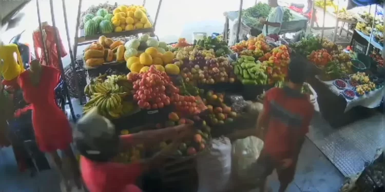 Homem é morto a tiros em feira da cidade de Feira de Santana