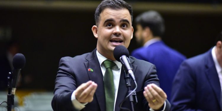 Comissão da Câmara autoriza estados a legislarem sobre armas