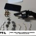 Rondesp Leste realiza prisão em flagrante por posse ilegal de arma de fogo e drogas em Feira de Santana