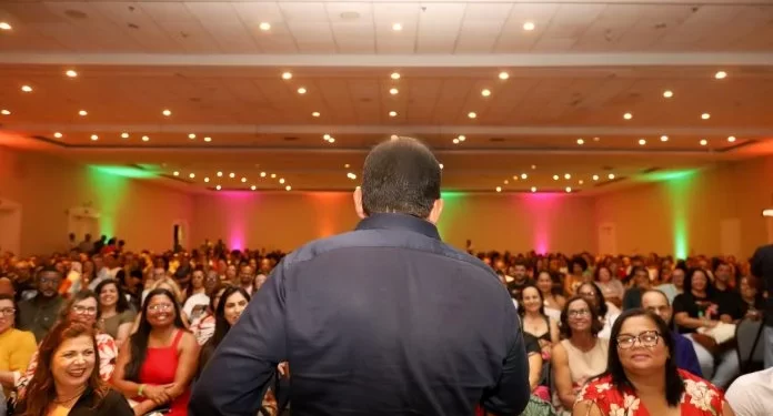 Secretaria da Educação premia escolas destaques na gestão da aprendizagem