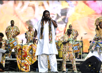 Ilê Aiyê abre shows da noite de Réveillon no Festival Virada Salvador 