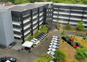 Governo da Bahia entrega novas viaturas e equipamentos balísticos para Polícia Civil