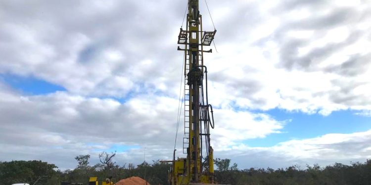Embasa instala novo poço para reforçar abastecimento da região de Serrinha e Conceição do Coité 