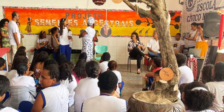 Encerramento do projeto Sementes Ancestrais é marcado pela emoção de professores e estudantes