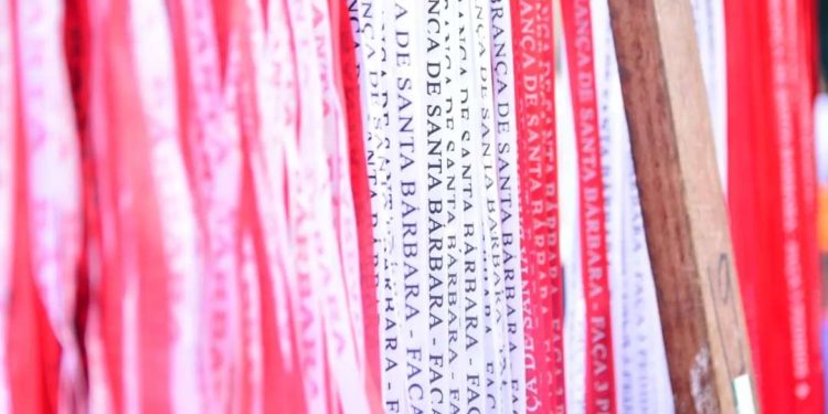 Devotos celebram Dia de Santa Bárbara 