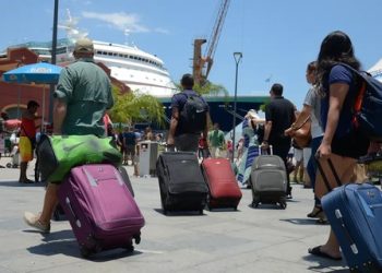 Turismo acumula alta de 7,9% em 2023, ficando acima do nível pré-pandemia