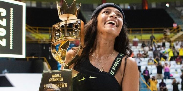 Rayssa Leal é bicampeã do Super Crown do SLS com nota histórica