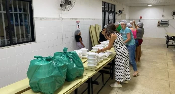 Secretaria da Educação do Estado dá apoio à população atingida pelas chuvas na Bahia