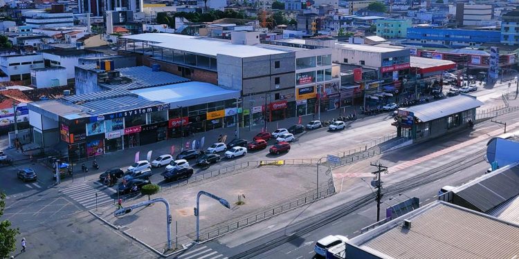 Feira: Zona Azul terá mais de 8 mil vagas para carros e motos, com tarifa a partir de R$ 1,00