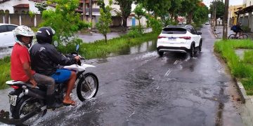 SMT recomenda atenção redobrada no trânsito em períodos chuvosos
