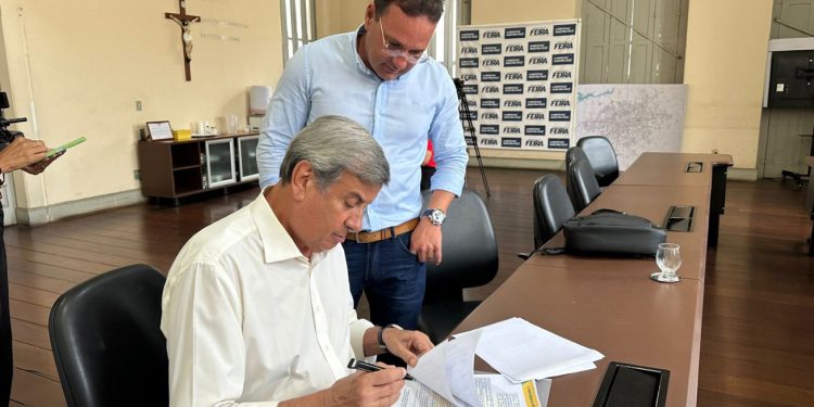 Prefeito e secretário de Agricultura firmam acordo de cooperação técnica do projeto Mais Previdência Brasil