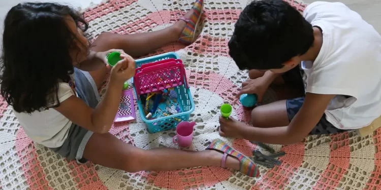 Queda, afogamento e queimadura lideram acidentes de crianças em férias