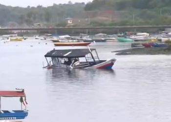 Embarcação naufraga e deixa 5 mortos na Baía de Todos os Santos