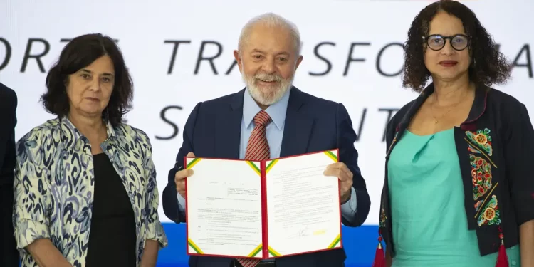 Governo anuncia nova política para desenvolvimento da indústria